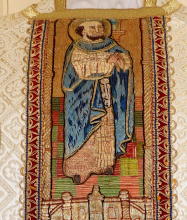 White Antique Roman High Mass Set of Vestments 8760